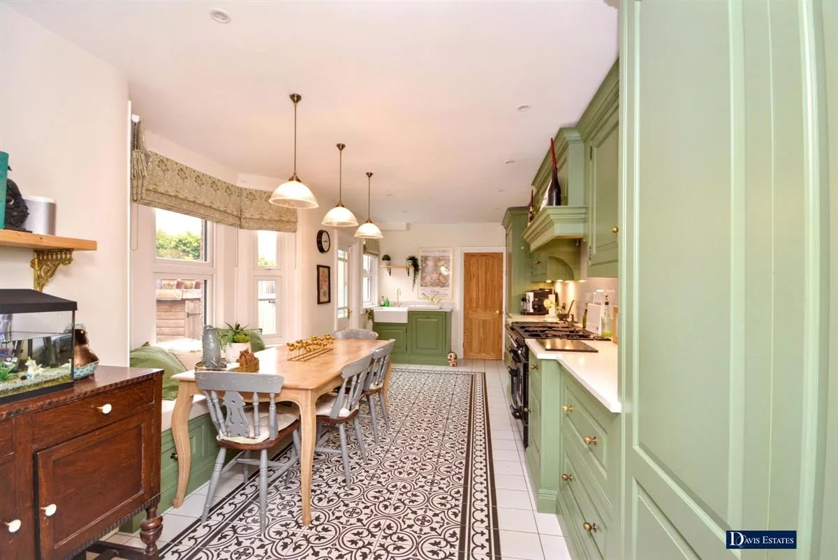 Heath Park Road, Heath Park, RM2, photo 3