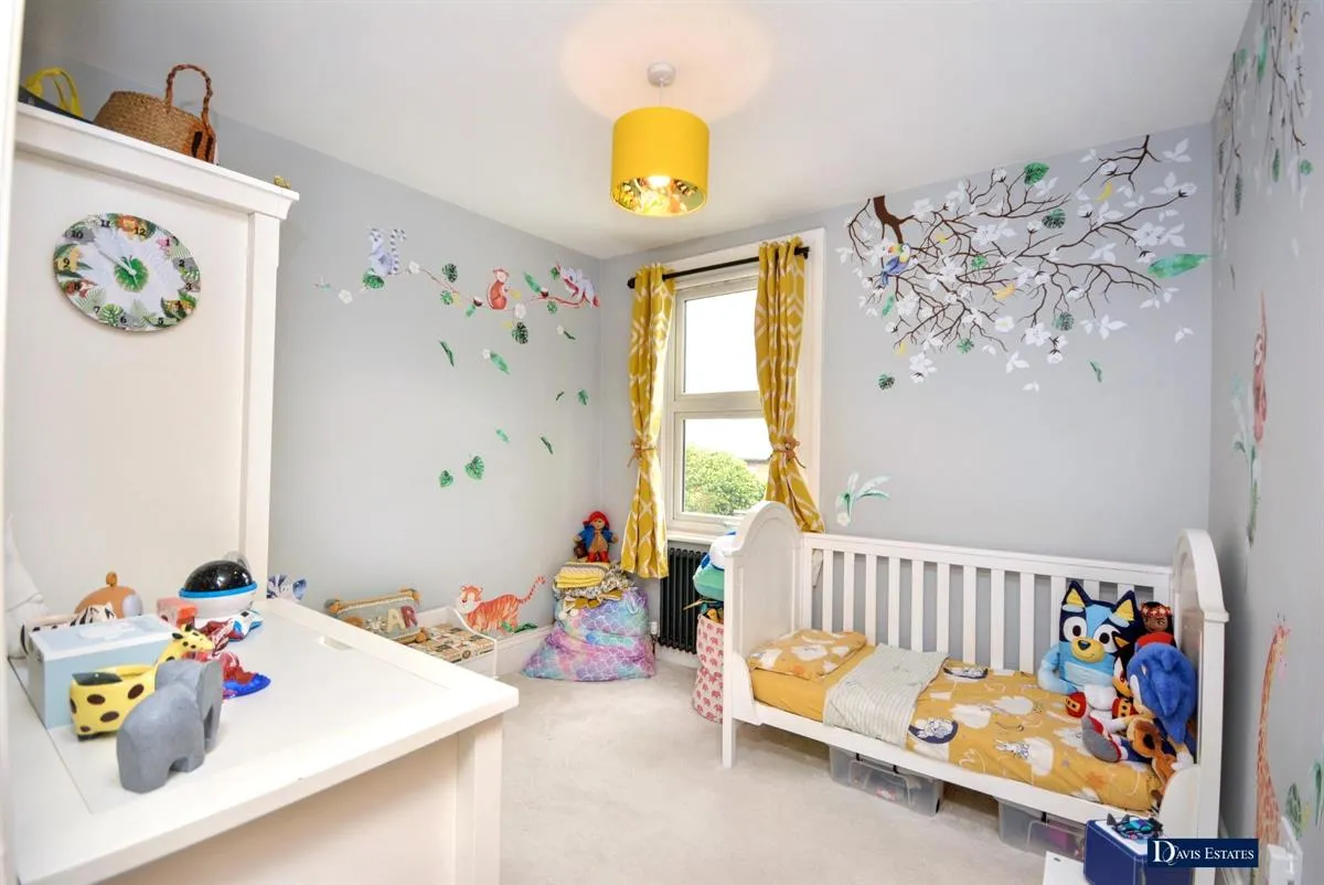 Heath Park Road, Heath Park, RM2, photo 17