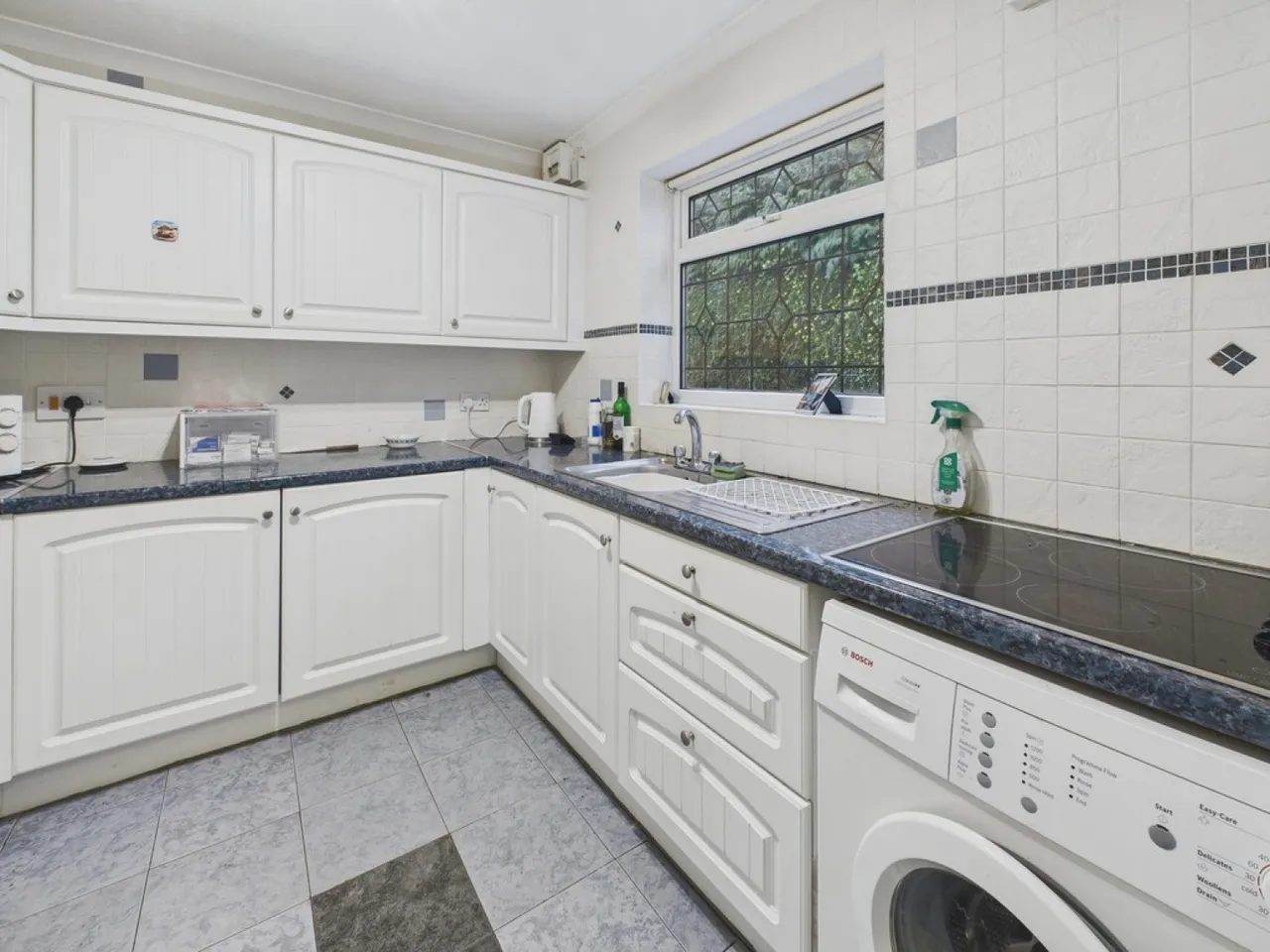 Corve Way, Ashgate, photo 6