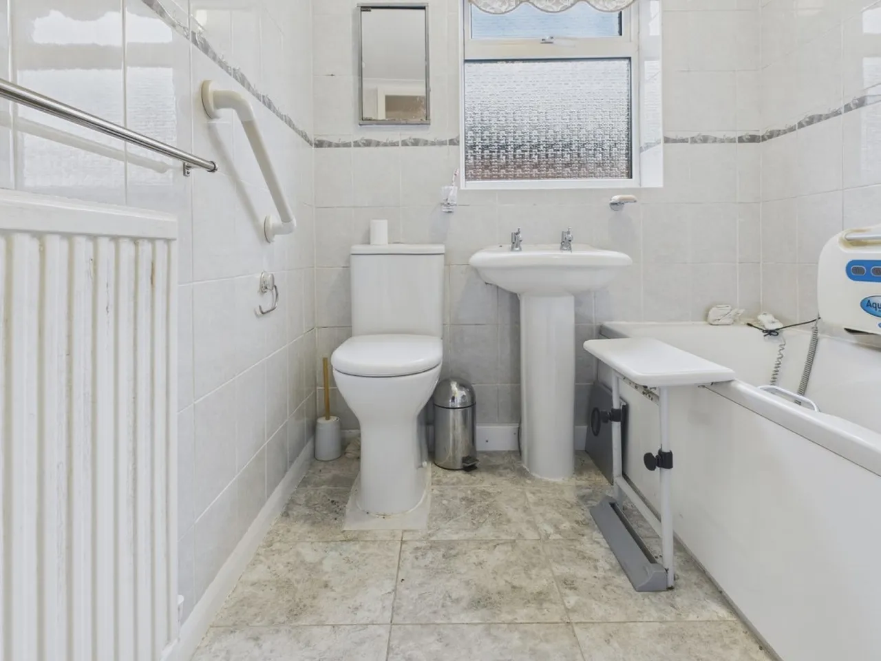 Corve Way, Ashgate, photo 11