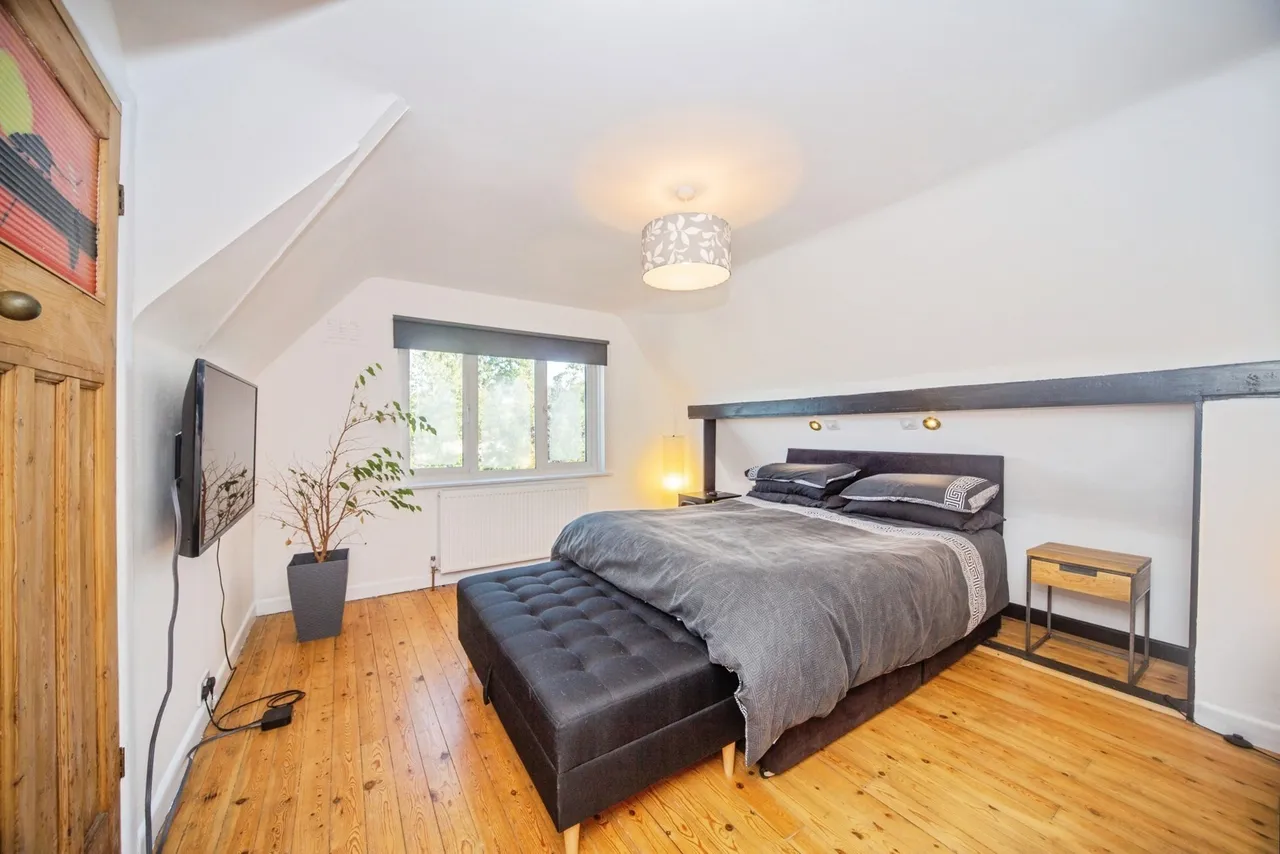 Burgess Road, Southampton, SO16, photo 11