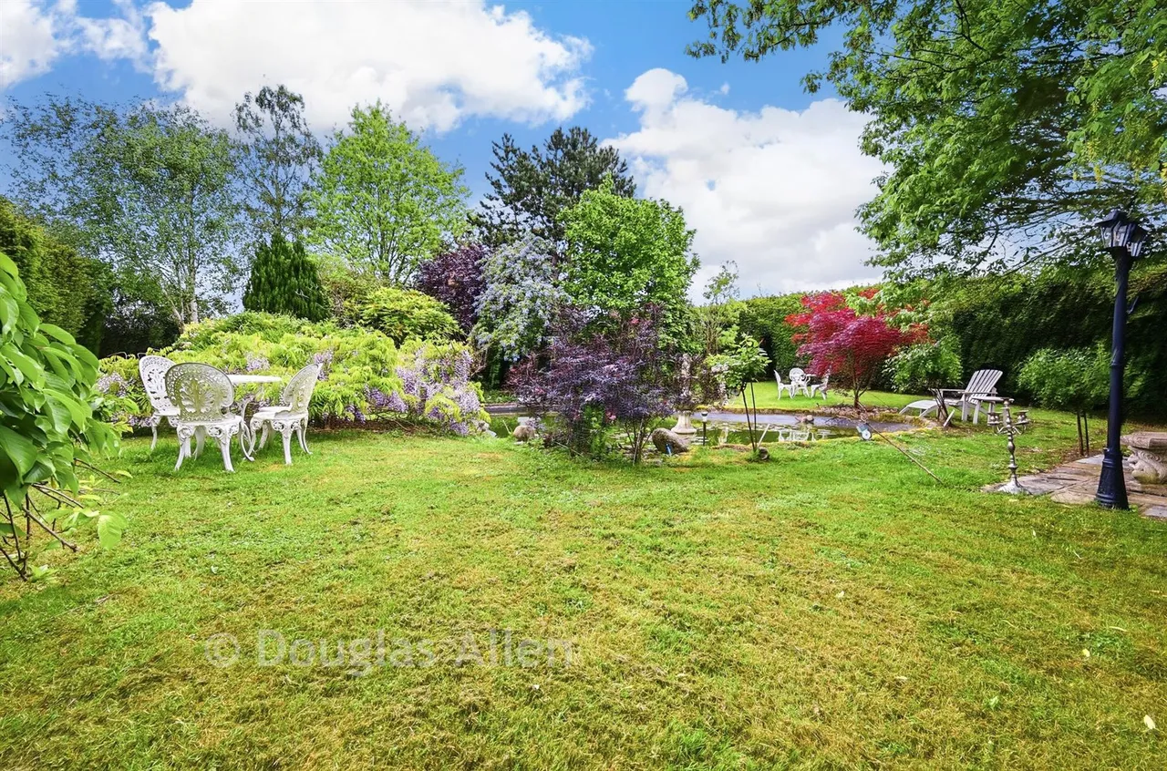 Mill Street, Hastingwood, CM17, photo 23