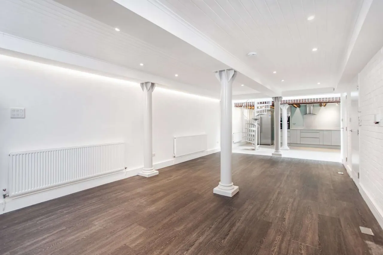 Perrins Lane, London, NW3, photo 6