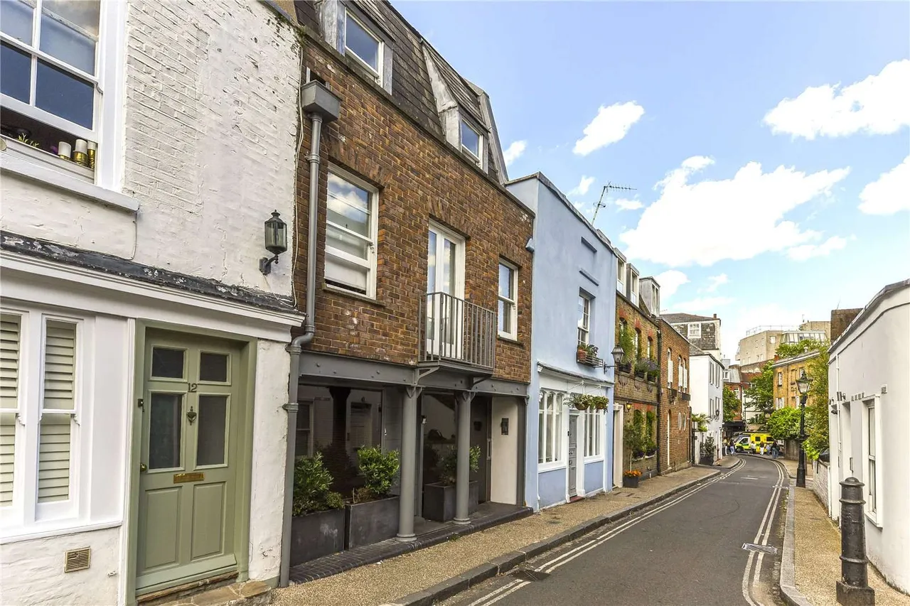 Perrins Lane, London, NW3, photo 2