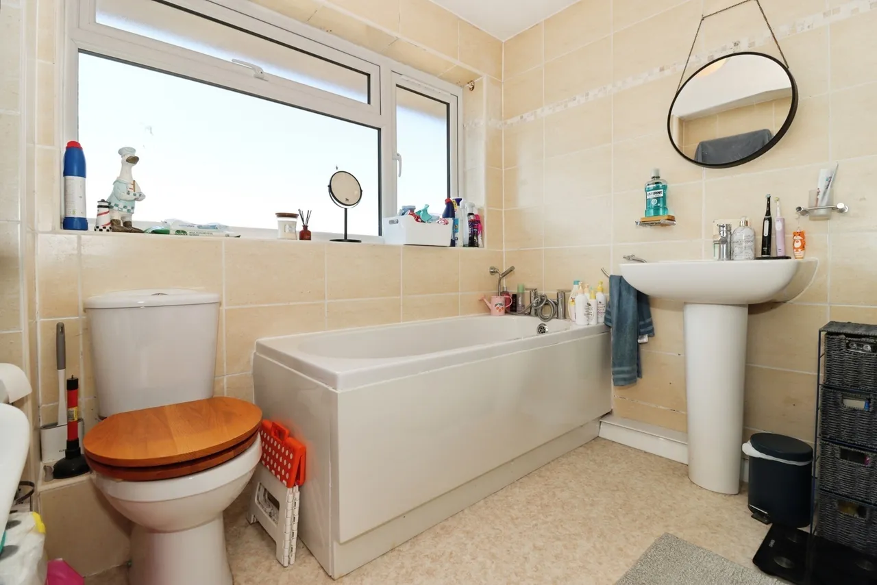 Merlin Way, Chipping Sodbury, Bristol, Gloucestershire, BS37, photo 20