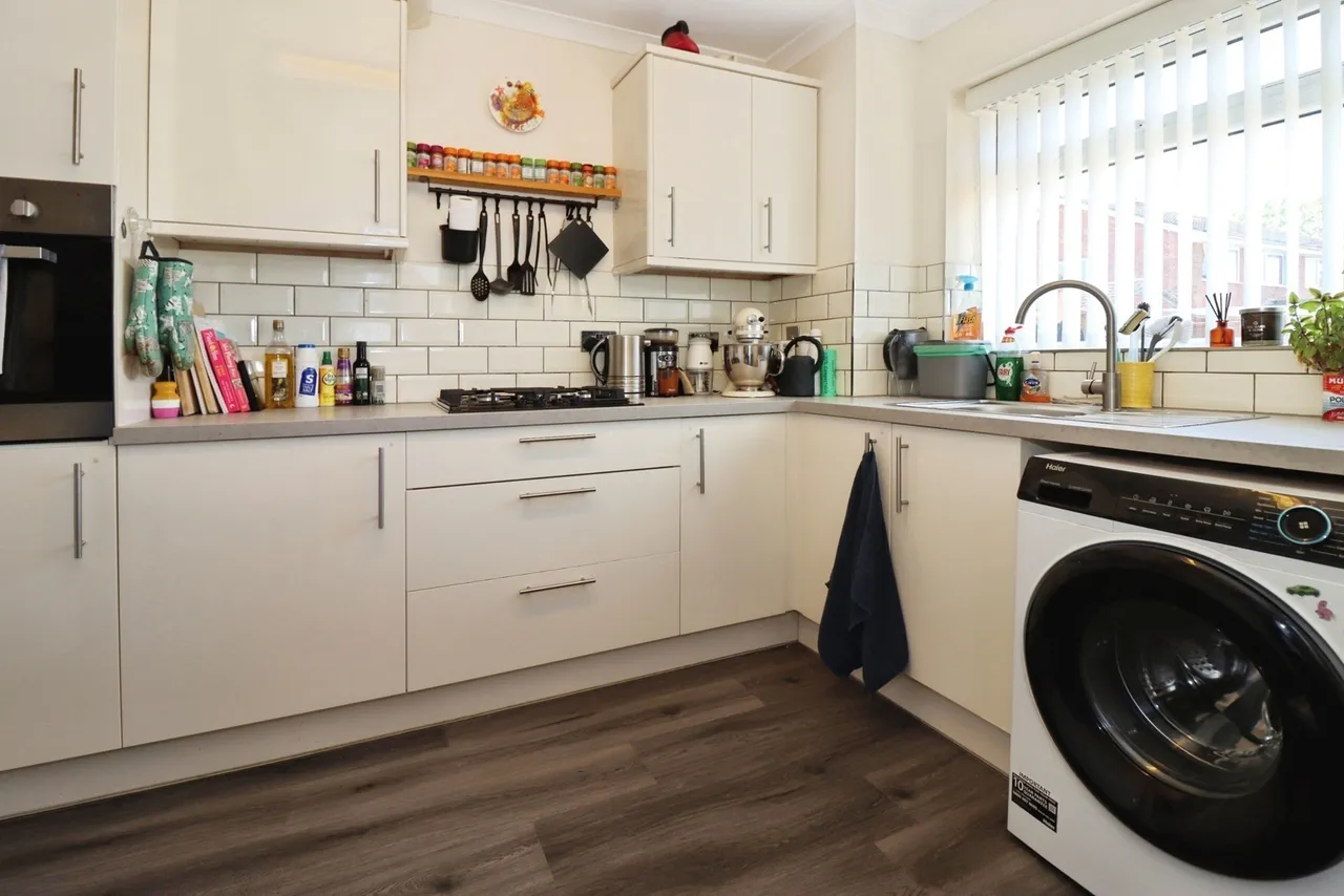 Merlin Way, Chipping Sodbury, Bristol, Gloucestershire, BS37, photo 18