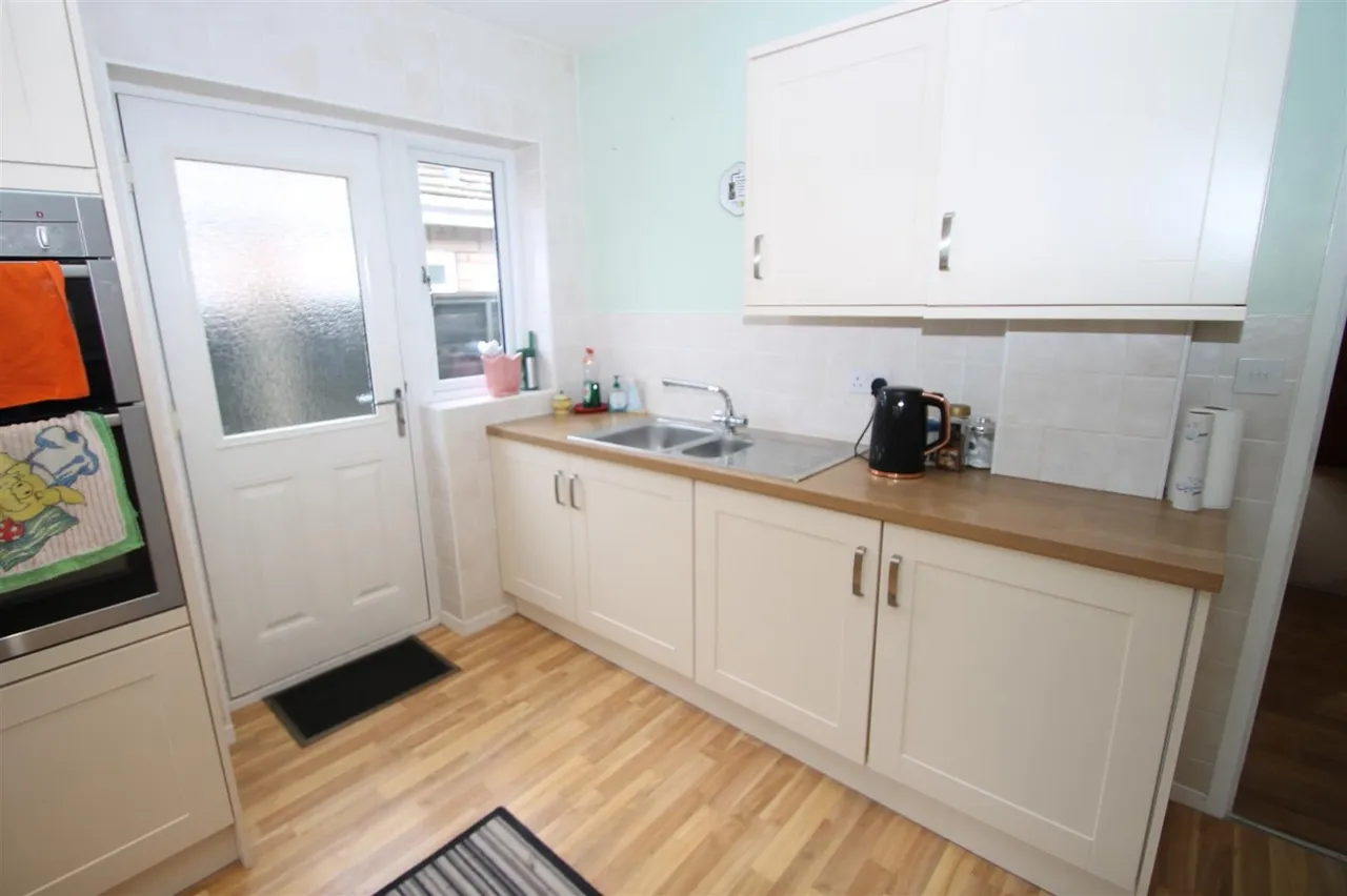 Dogkennel Lane, Halesowen, photo 12