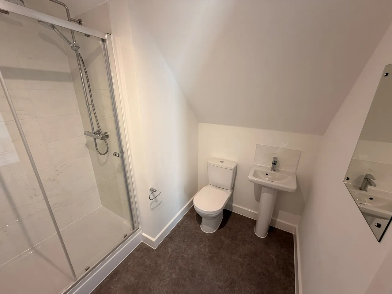 Charlotte Fox Lane, LS15, photo 11