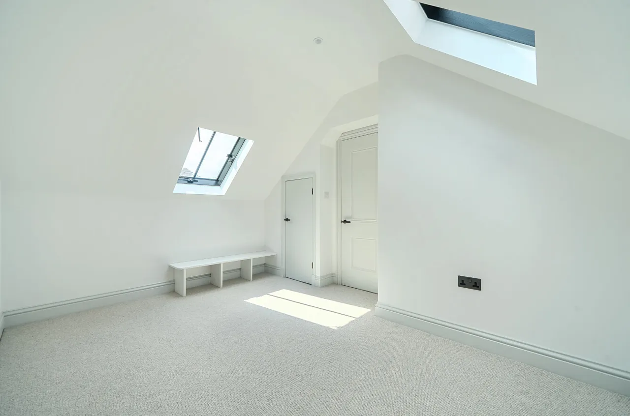 Jubilee Lane, Grayshott, GU26, photo 13