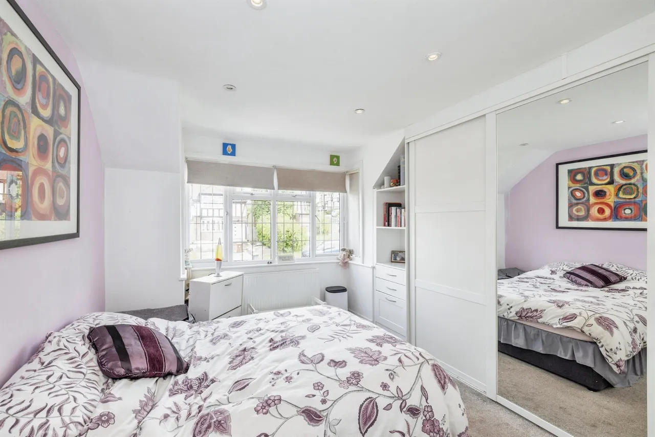 Ashfield Avenue, Bushey, WD23, photo 21