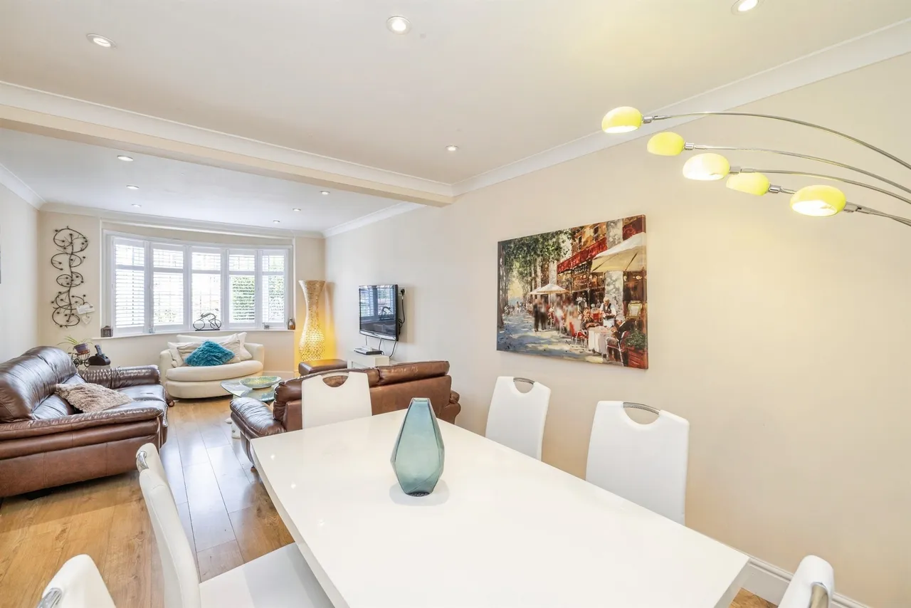 Ashfield Avenue, Bushey, WD23, photo 5