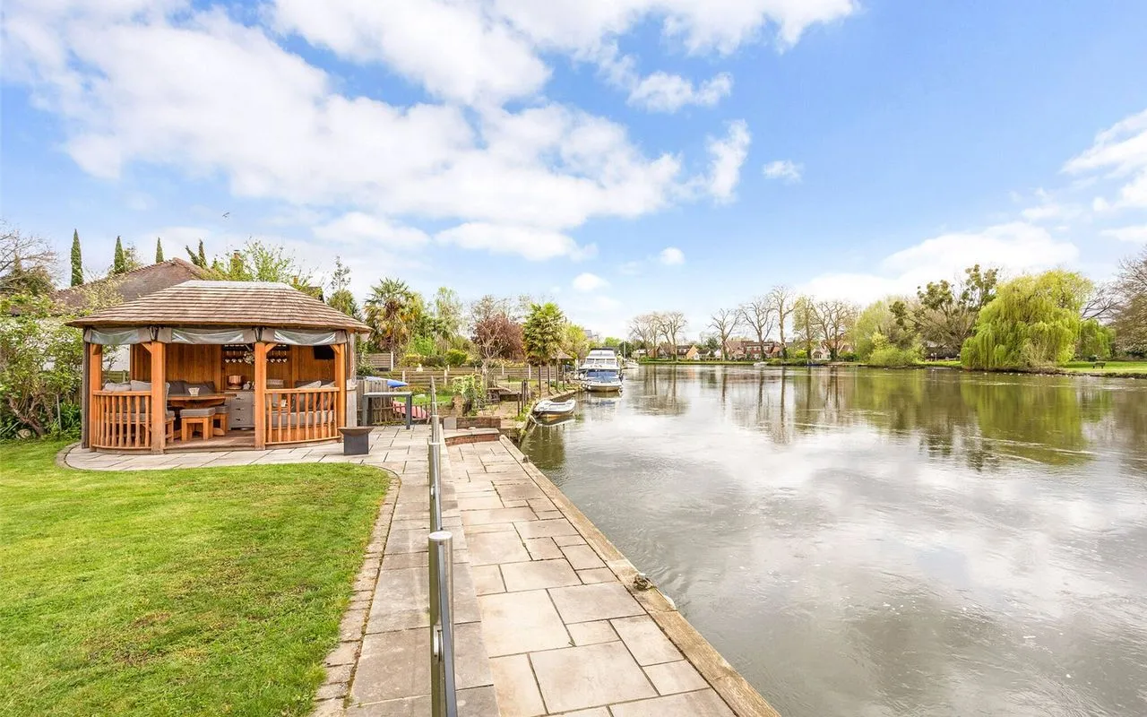 Hythe End Road, Wraysbury, TW19, photo 3