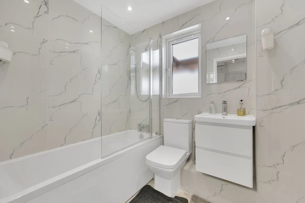 Cornmow Drive, London, NW10, photo 8