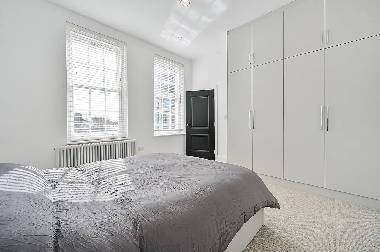 169 Uxbridge Road, London, photo 8