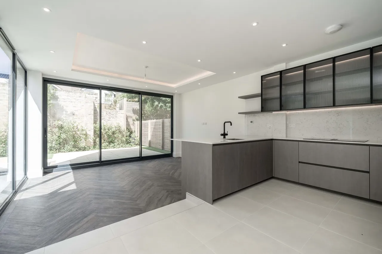 6 Castlebar Hill, London, W5, photo 3