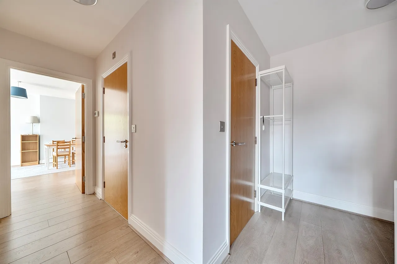 Kingfisher Drive, Maidenhead, photo 6