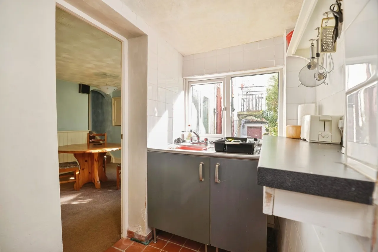 Cliff Street, Whitby, YO21, photo 5