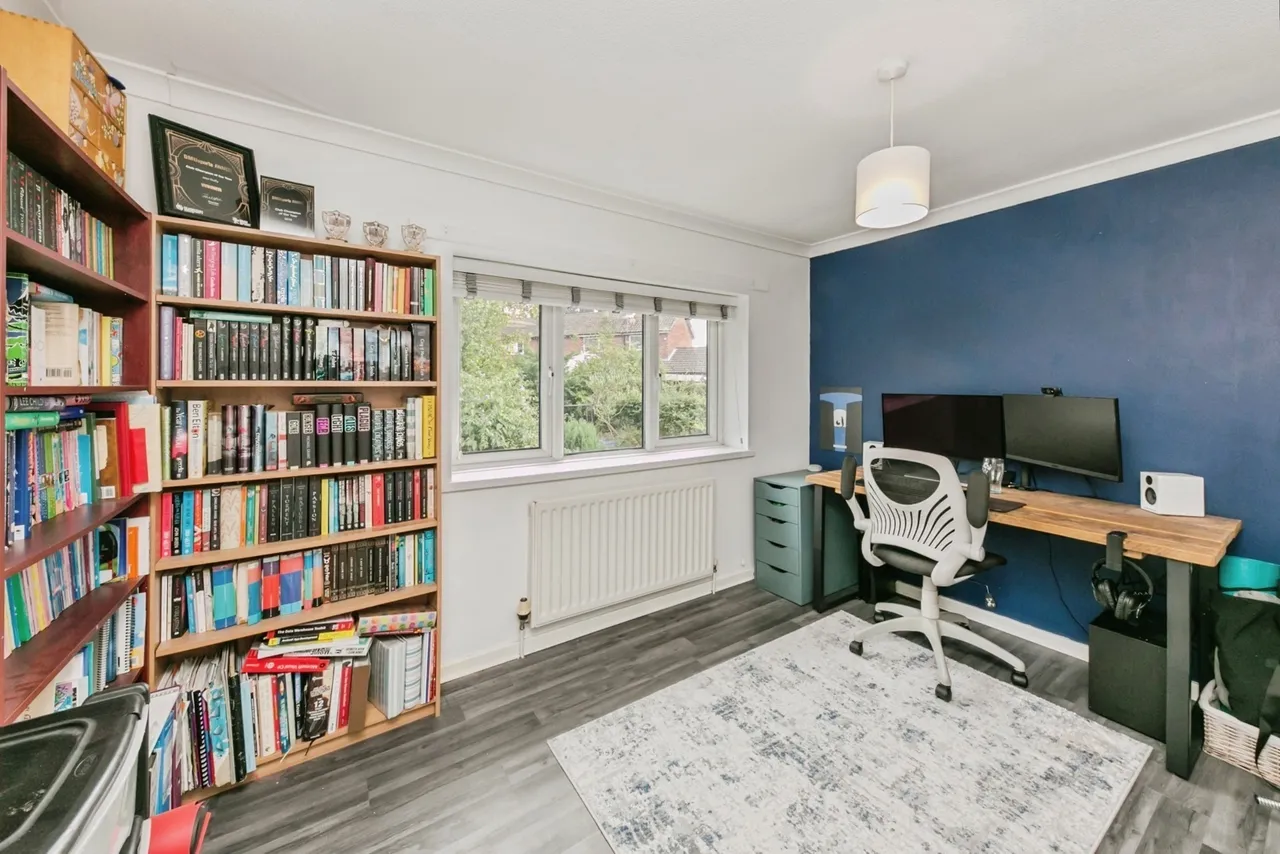 Brocklehurst Avenue, MACCLESFIELD, Cheshire, SK10, photo 9