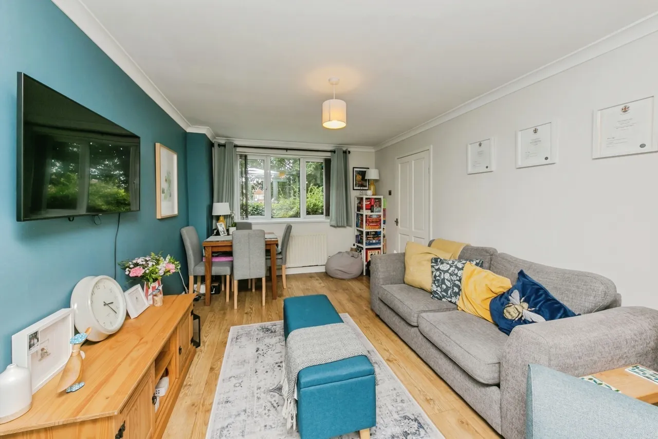 Brocklehurst Avenue, MACCLESFIELD, Cheshire, SK10, photo 2