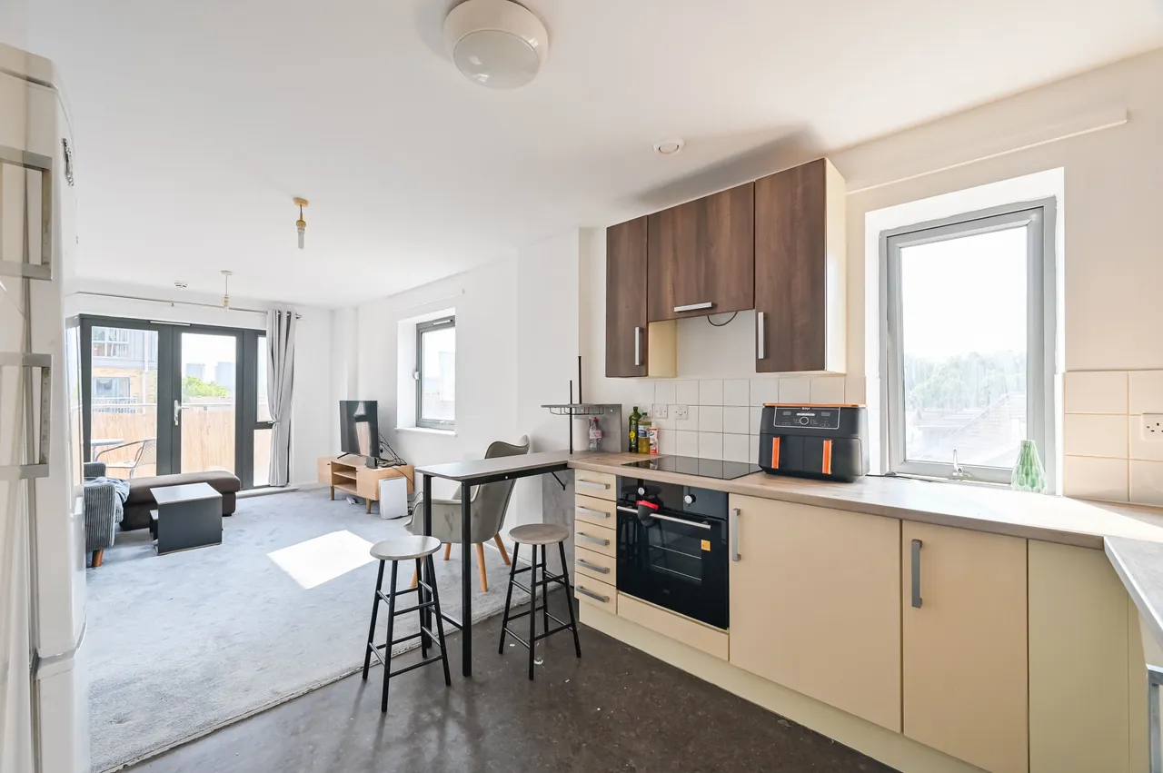 Flat 22 Catherine House (25% shared onwership), 5 Thomas Fyre Drive, London, photo 11