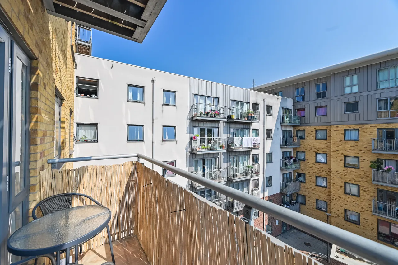Flat 22 Catherine House (25% shared onwership), 5 Thomas Fyre Drive, London, photo 8