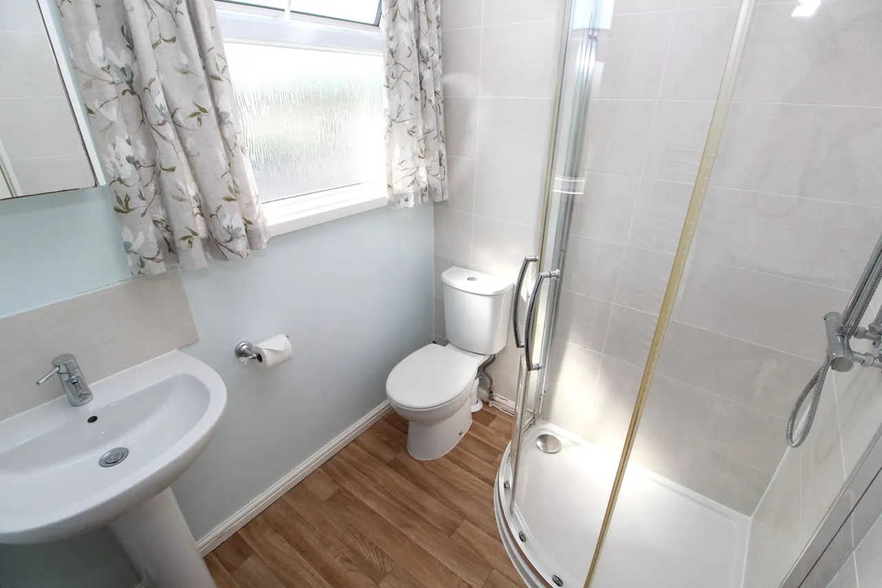 Winslow Drive, Wigston, photo 18