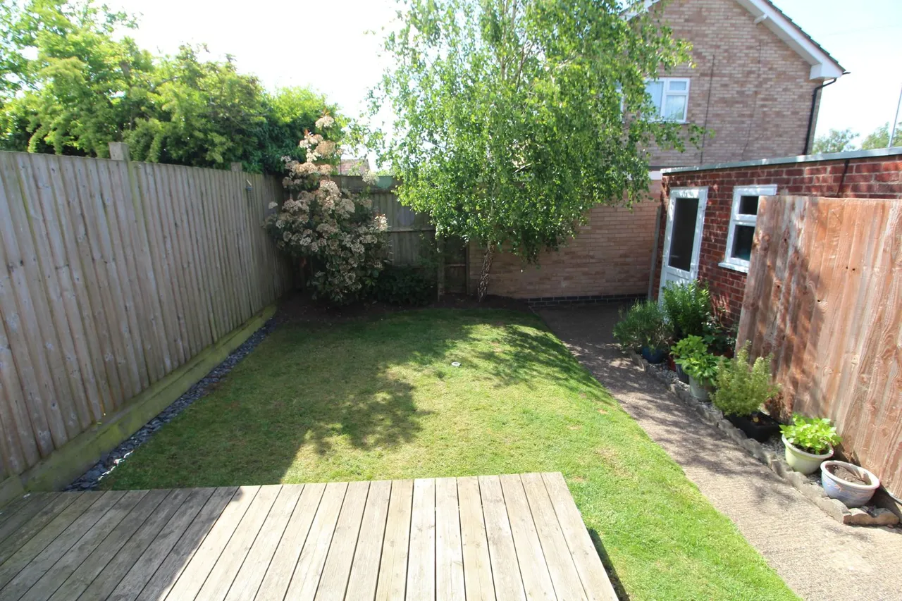 Winslow Drive, Wigston, photo 3