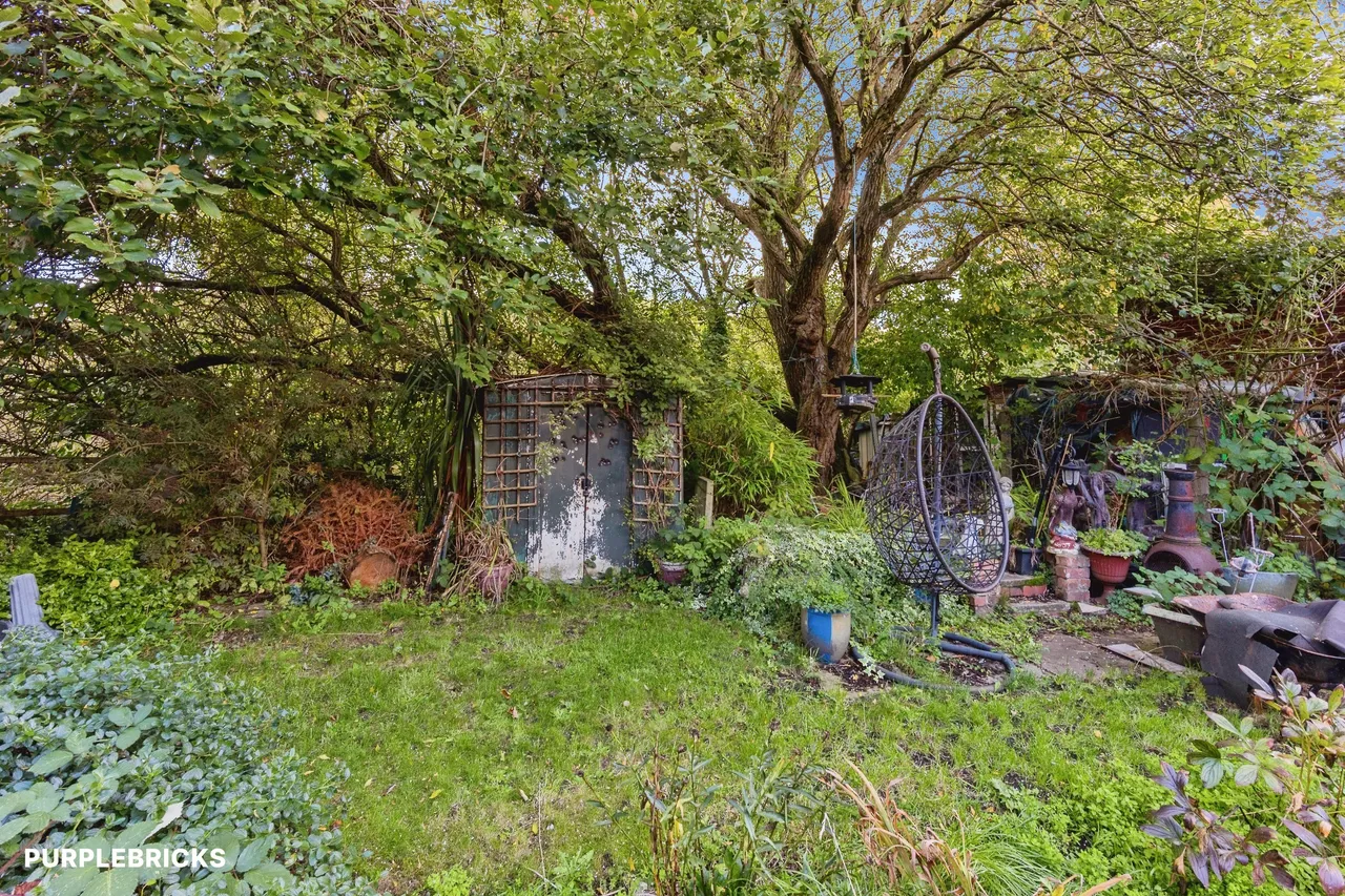 Victoria Road, Dukinfield, SK16, photo 22