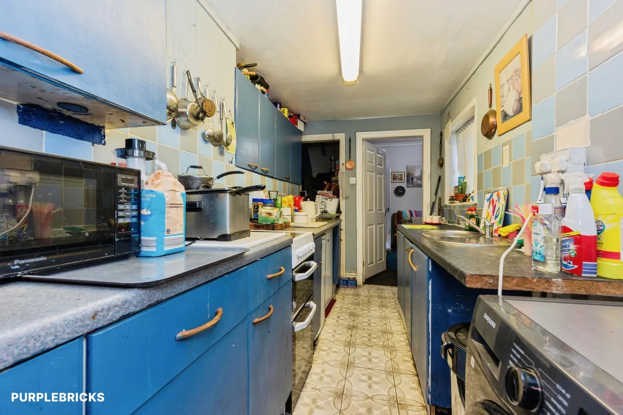 Victoria Road, Dukinfield, SK16, photo 9