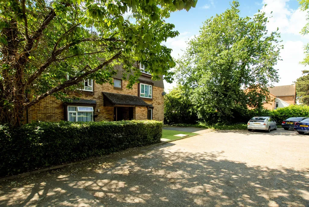 Hambledon Close, Uxbridge, photo 8