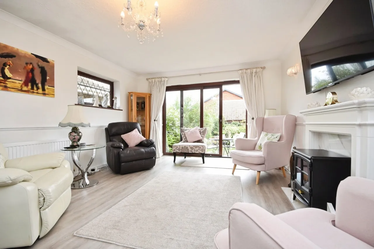 Riverview Gardens, Hullbridge, Hockley, Essex, SS5, photo 5