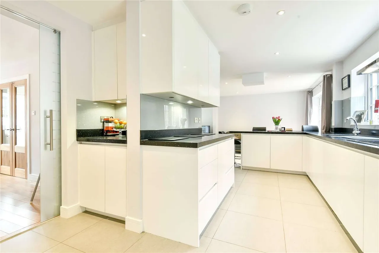 The Dene, Sevenoaks, Kent, TN13 1PB, photo 6