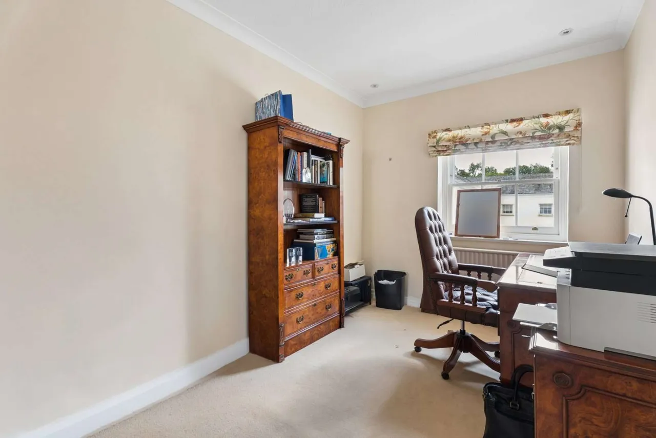 Shardeloes, Missenden Road, Amersham, Buckinghamshire, HP7 0RL, photo 8