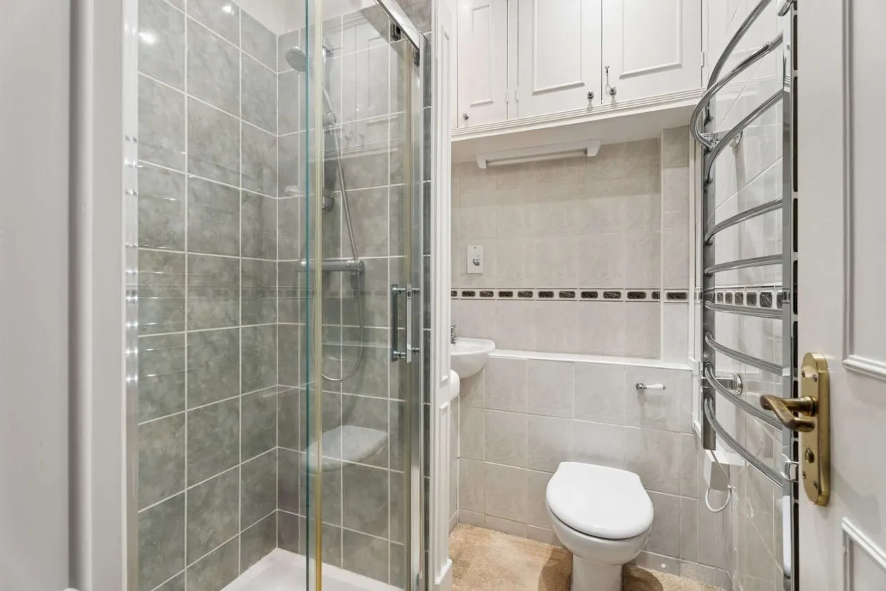 Shardeloes, Missenden Road, Amersham, Buckinghamshire, HP7 0RL, photo 7