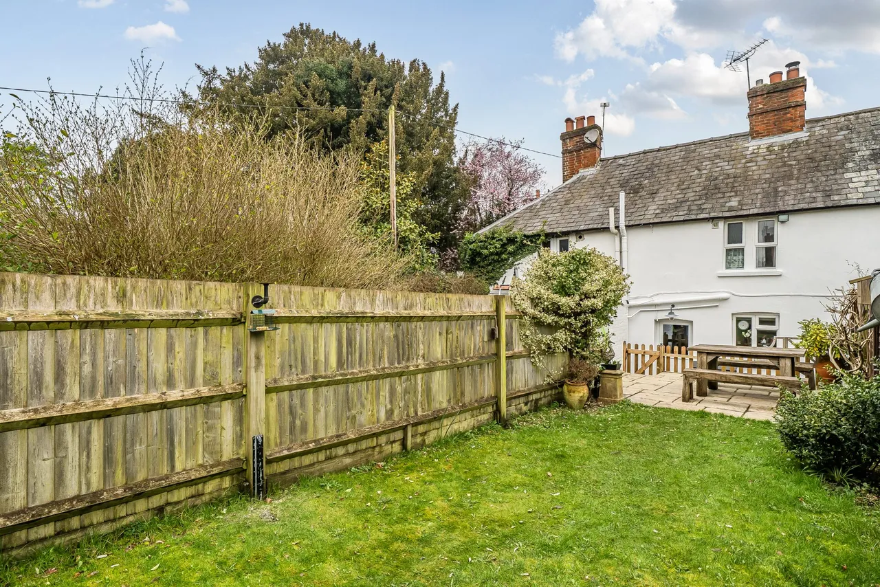 Malthouse Cottages The Street, North Warnborough, Hook, RG29 1BE, photo 14
