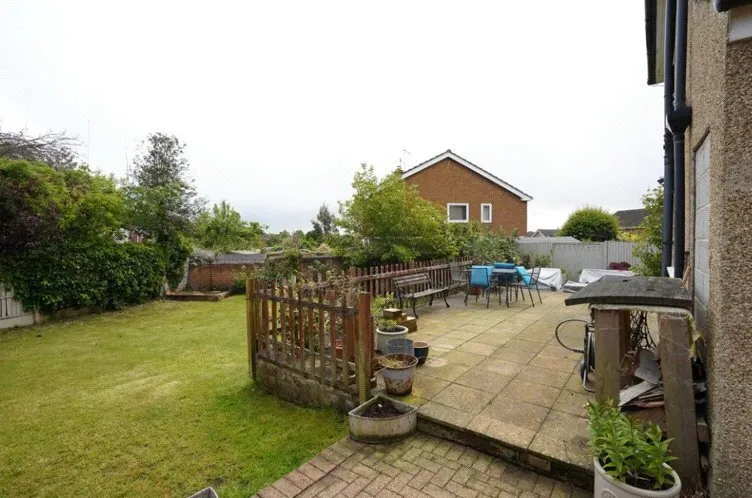 Priory Crescent, Gedling, NG4, photo 15
