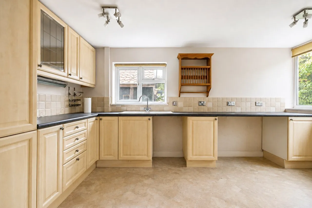 Buckenham Road, Attleborough, Norfolk, NR17, photo 5