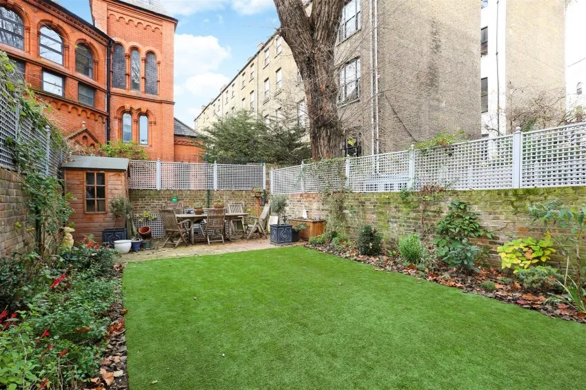 2 bed flat to rent, Powis Square, Notting Hill, W11
