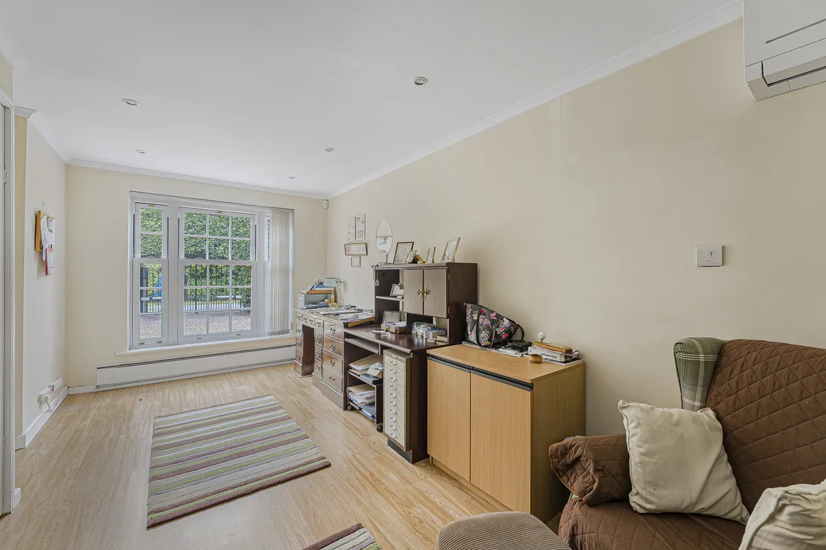 Beckenham, BR3 5BN, photo 17