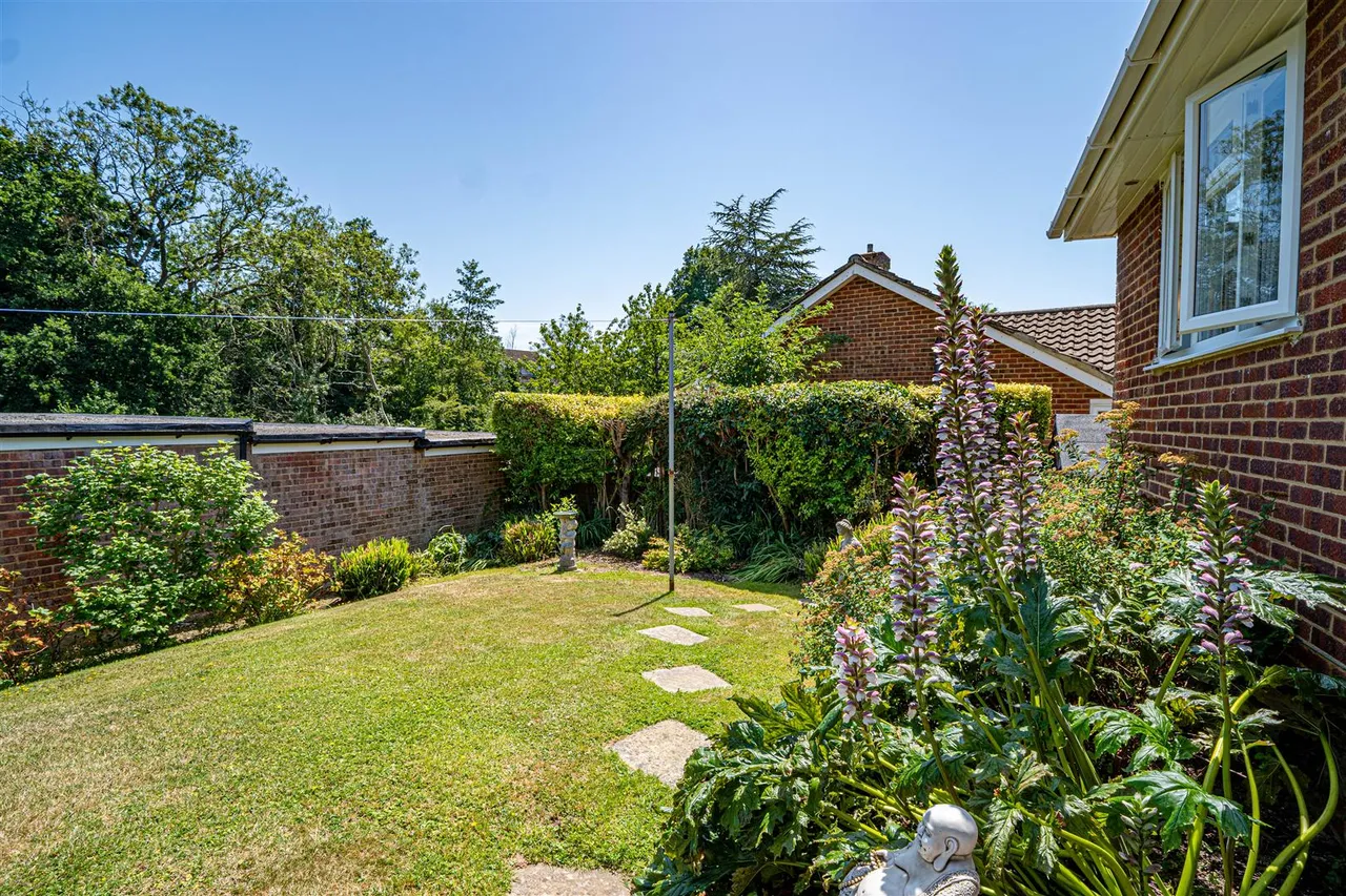 Ashford Road, Hastings, photo 13