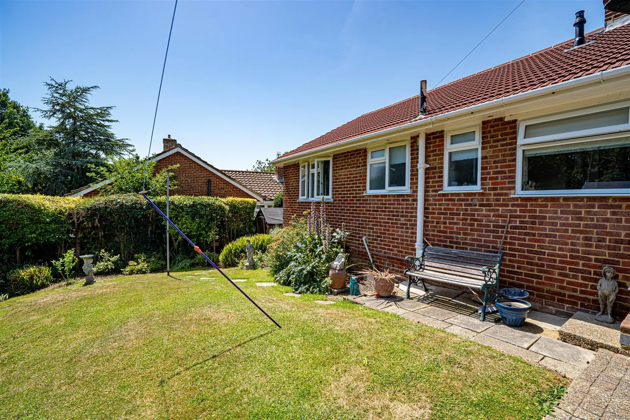 Ashford Road, Hastings, photo 30
