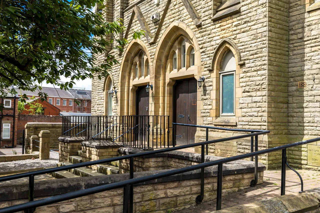 Standishgate, Wigan, WN1, photo 12