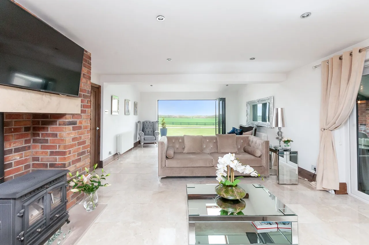 Oven Back Farm Winwick Lane, Croft, Warrington, Warrington, WA3 7EW, photo 10