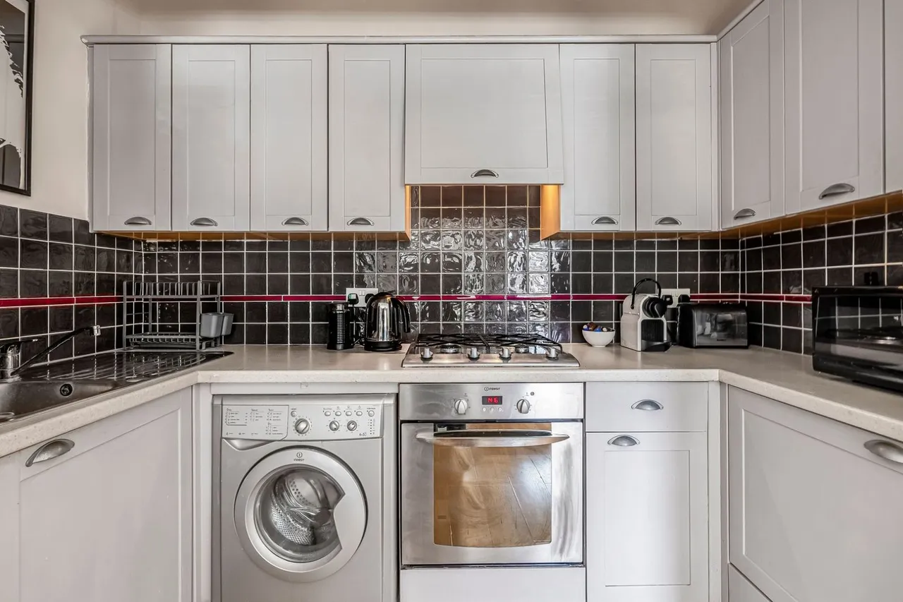West End Lane, West Hampstead, London, NW6, photo 6