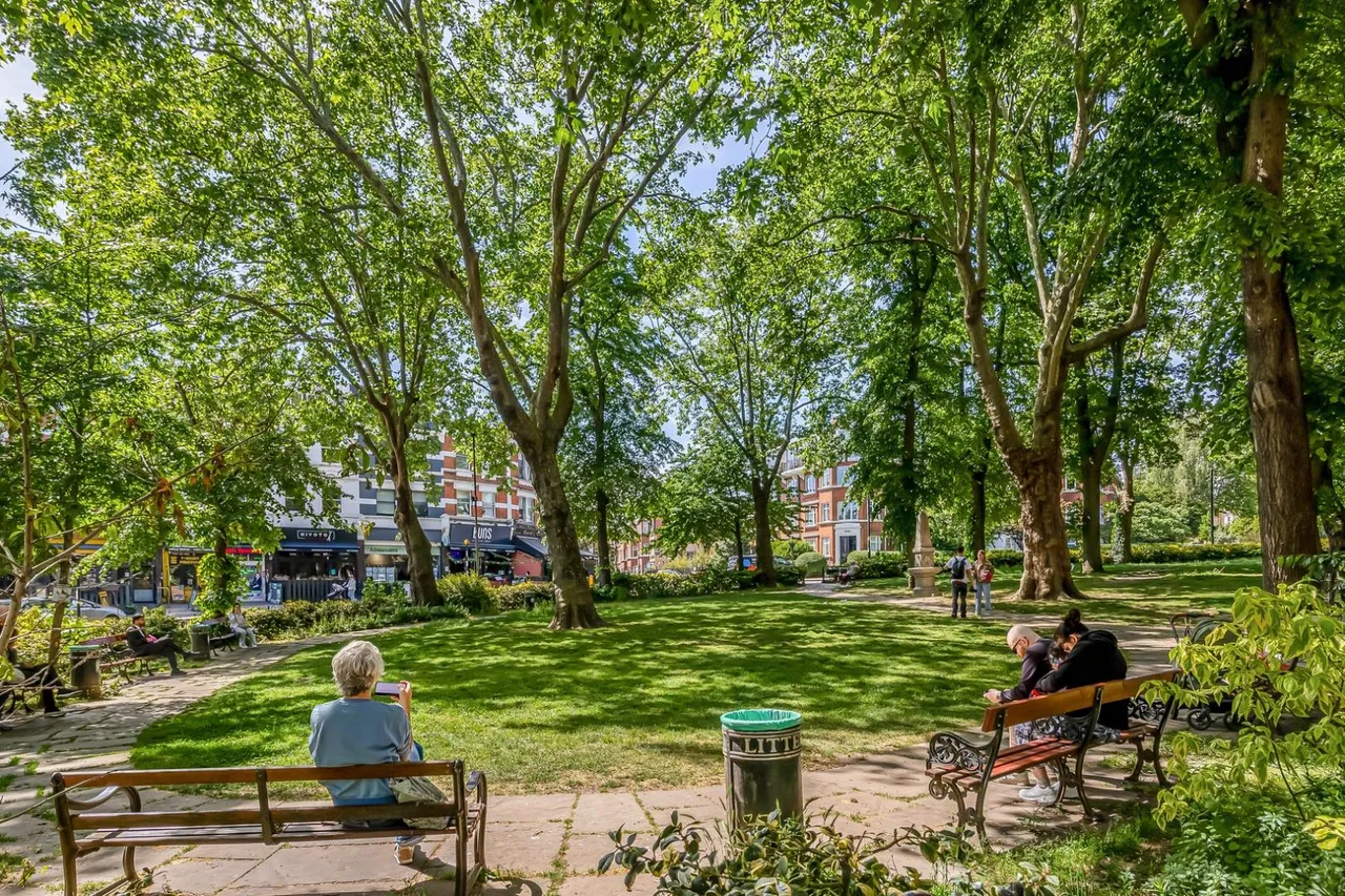 West End Lane, West Hampstead, London, NW6, photo 5