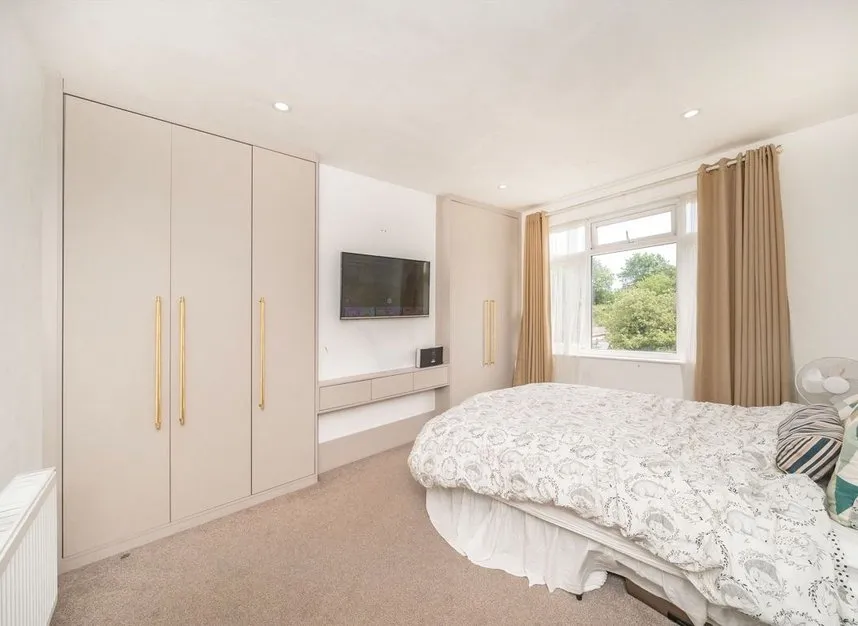 Hook Rise South, Surbiton, KT6, photo 5