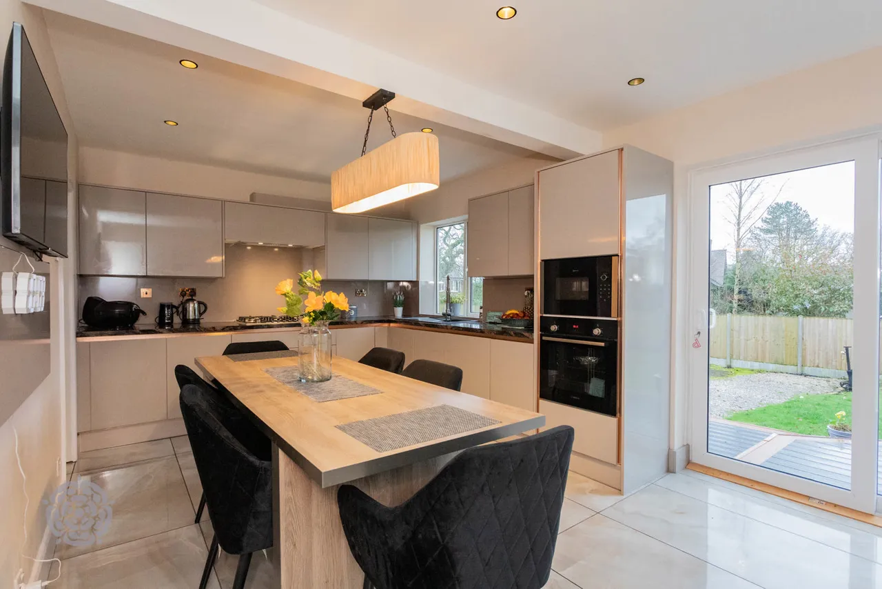 Lower House Drive, Lostock, Bolton, BL6 4JX, photo 3