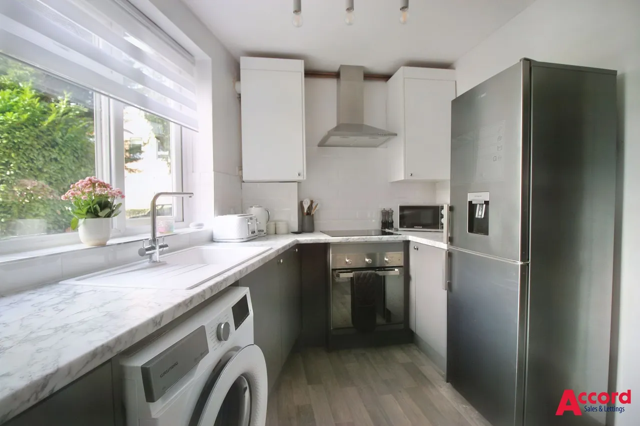 Avon Road, Upminster, RM14, photo 11