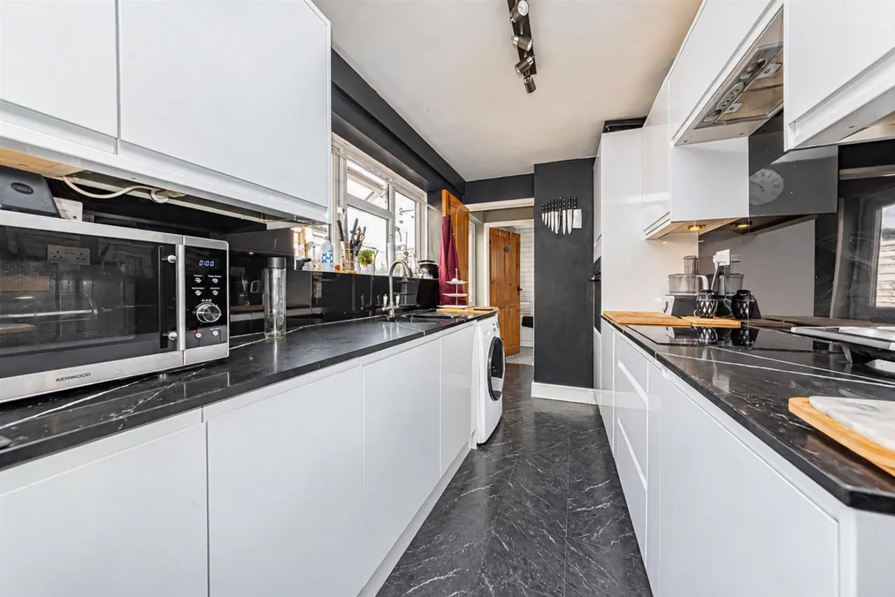 Lysons Road, Aldershot, GU11, photo 4