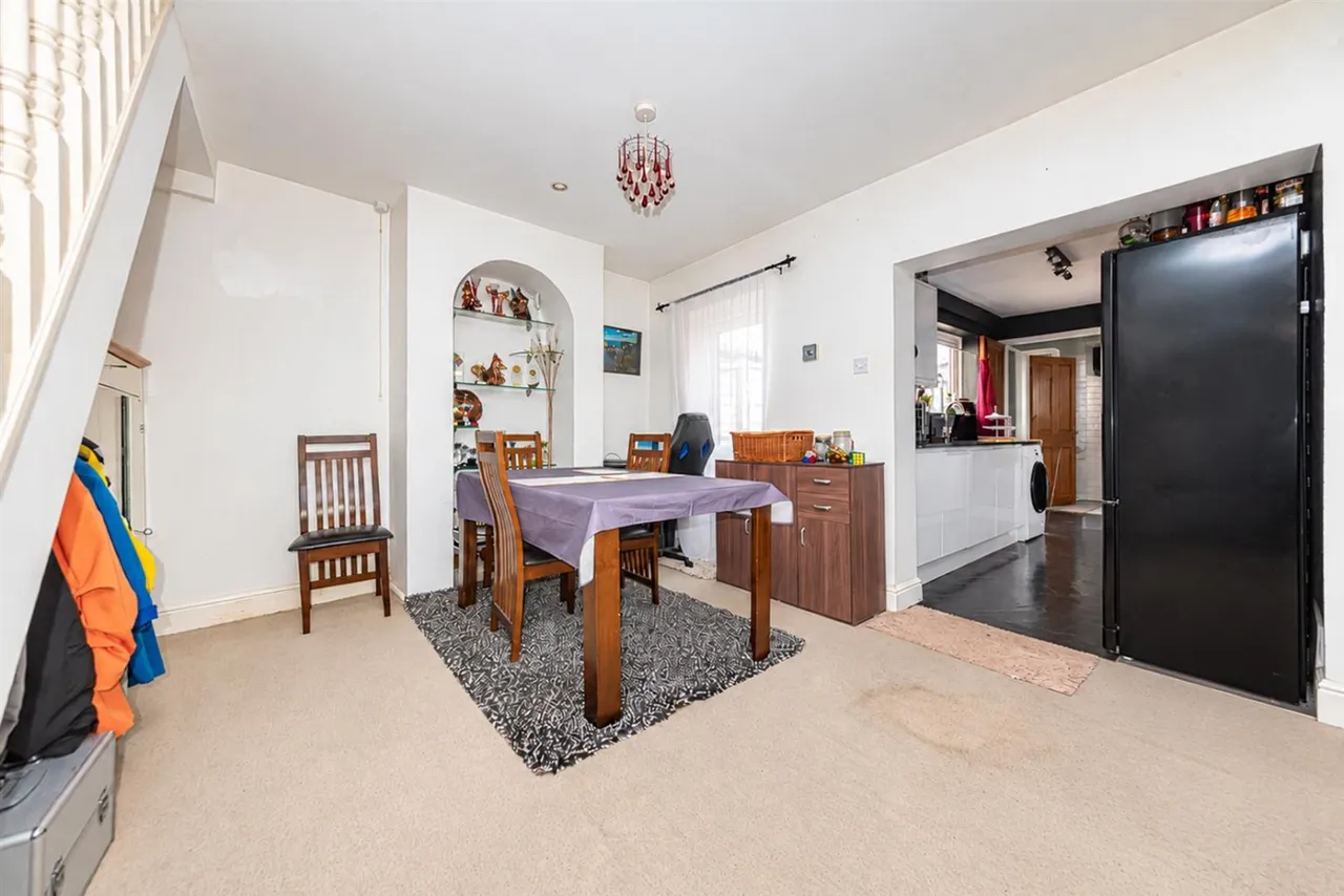 Lysons Road, Aldershot, GU11, photo 3